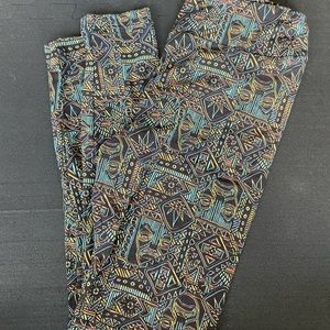 Lularoe Disney OS leggings